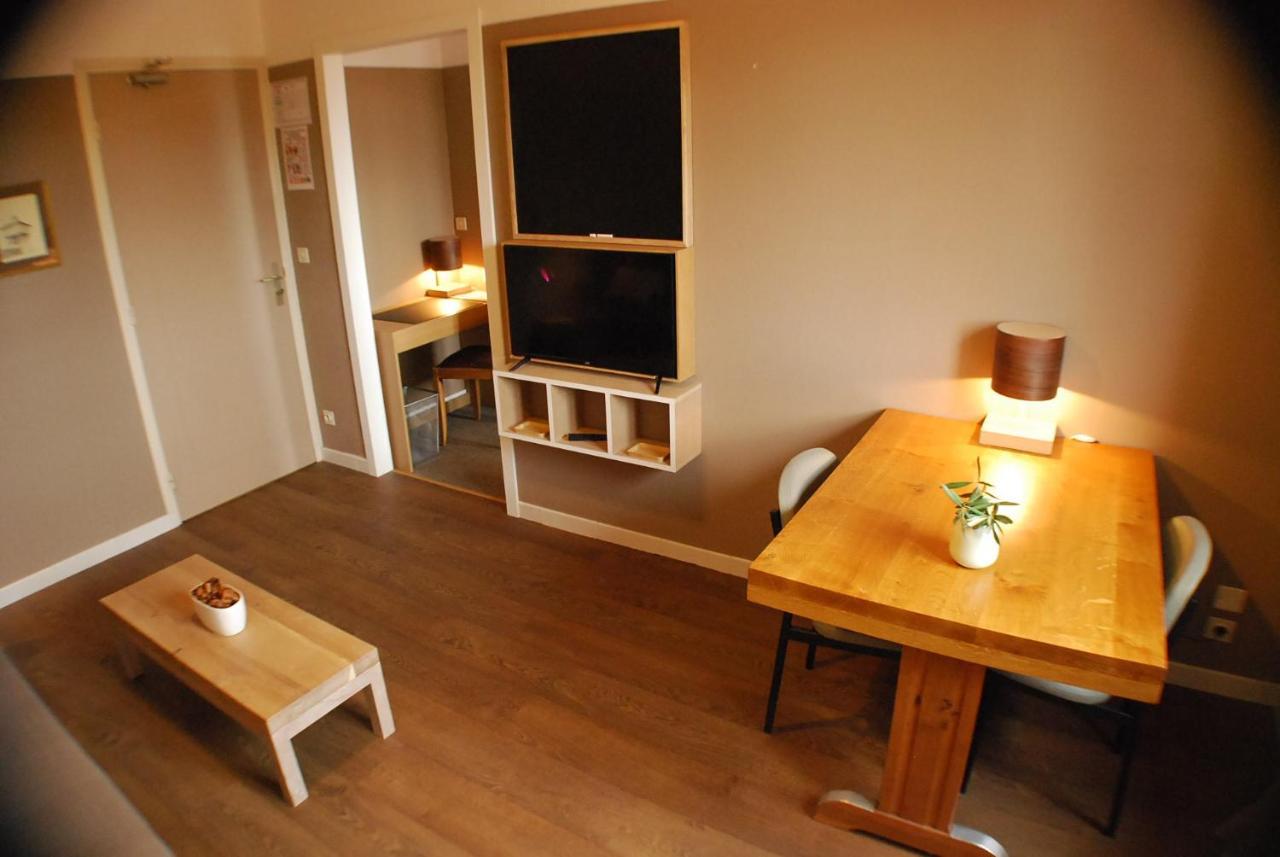 Residence L'Atelier Ennezat Екстериор снимка