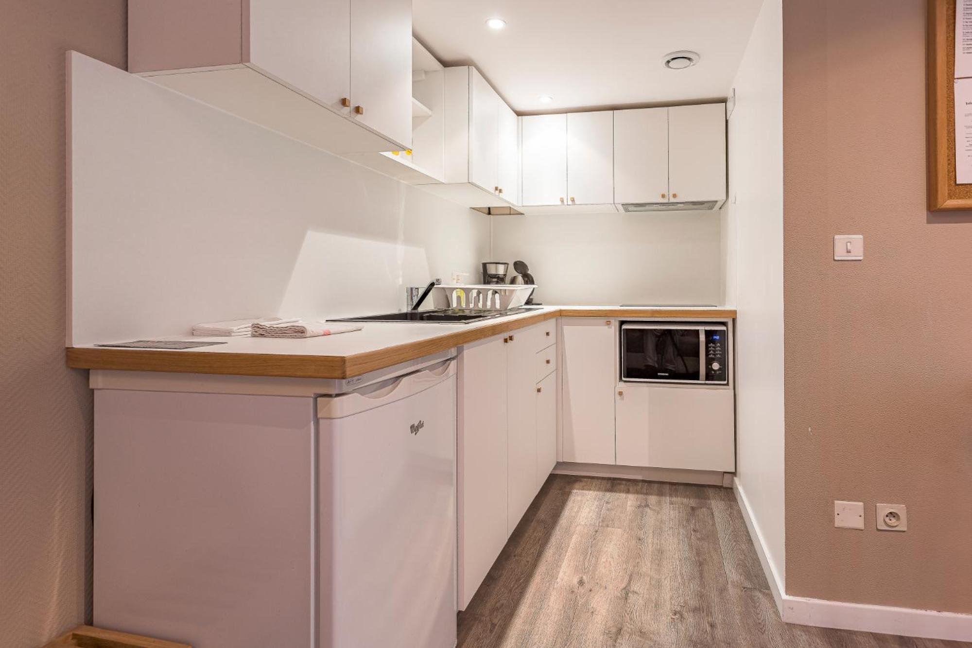 Residence L'Atelier Ennezat Екстериор снимка